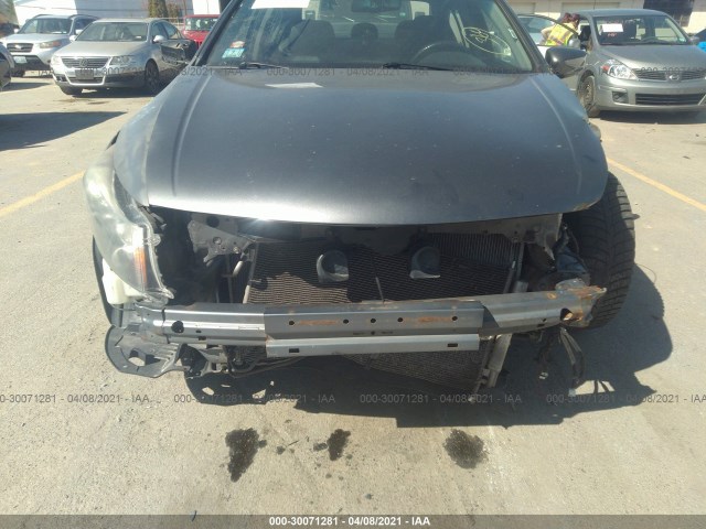 Photo 5 VIN: 1HGCP2F84AA117630 - HONDA ACCORD SDN 