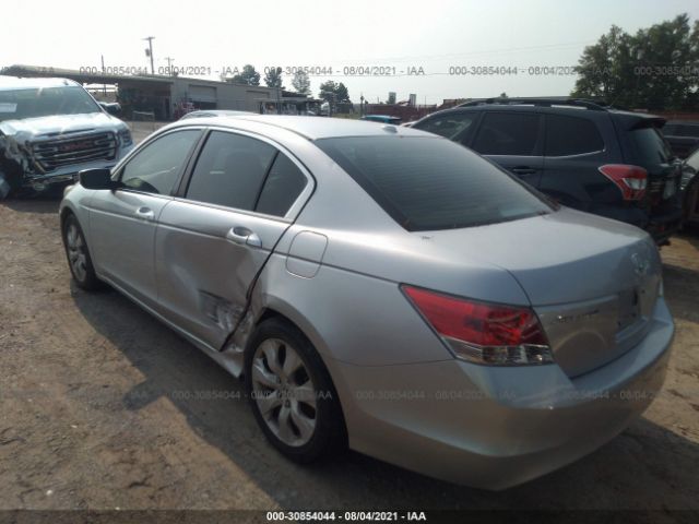 Photo 2 VIN: 1HGCP2F84AA125615 - HONDA ACCORD SDN 