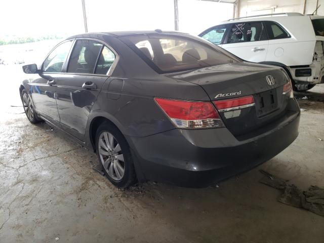 Photo 2 VIN: 1HGCP2F84BA010899 - HONDA ACCORD EXL 