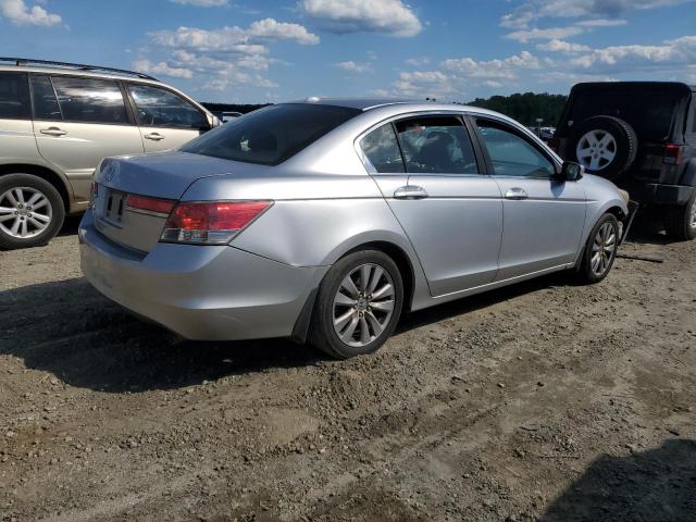 Photo 2 VIN: 1HGCP2F84BA021370 - HONDA ACCORD 