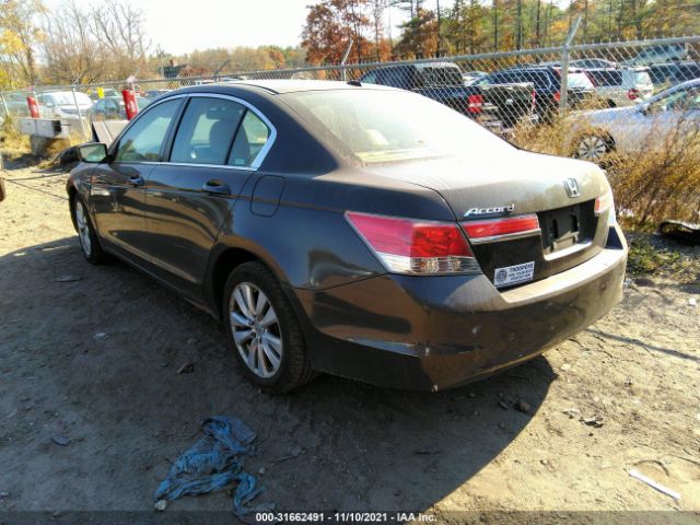 Photo 2 VIN: 1HGCP2F84BA056121 - HONDA ACCORD SDN 