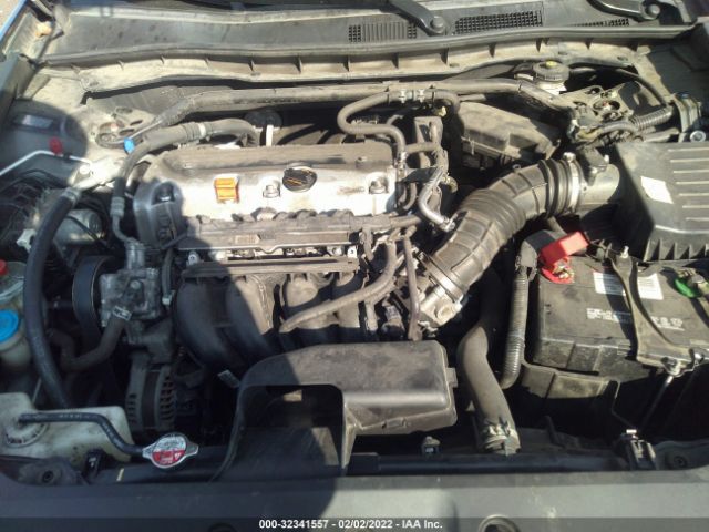 Photo 9 VIN: 1HGCP2F84BA058466 - HONDA ACCORD SDN 