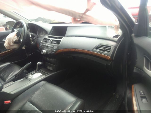 Photo 4 VIN: 1HGCP2F84BA100182 - HONDA ACCORD SDN 