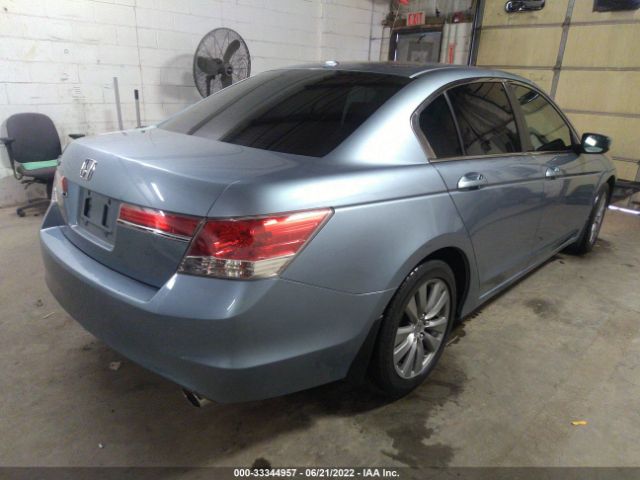 Photo 3 VIN: 1HGCP2F84CA074426 - HONDA ACCORD SDN 