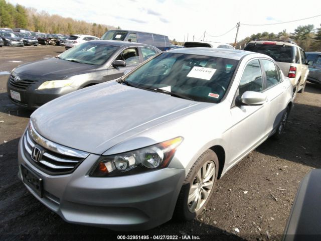 Photo 1 VIN: 1HGCP2F84CA083675 - HONDA ACCORD SDN 