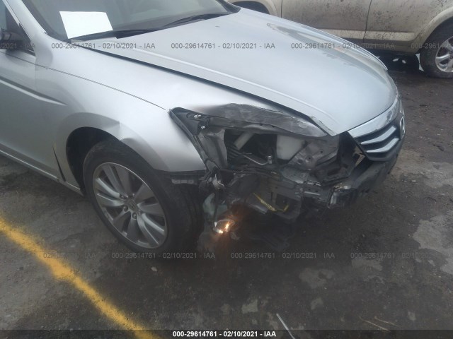 Photo 5 VIN: 1HGCP2F84CA134964 - HONDA ACCORD SDN 