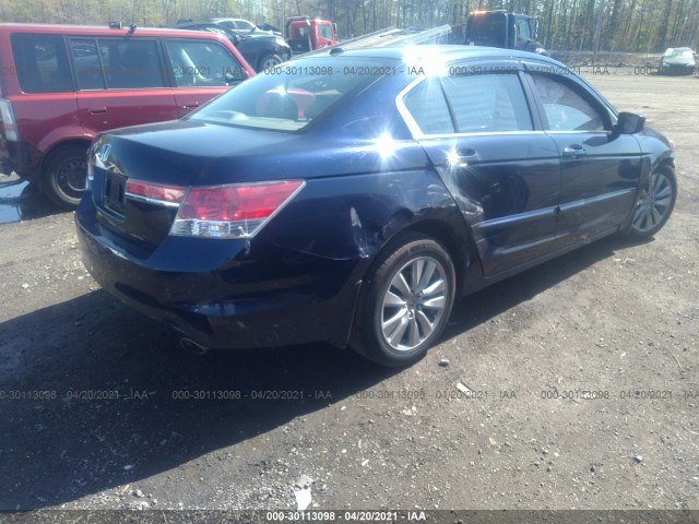 Photo 3 VIN: 1HGCP2F84CA146001 - HONDA ACCORD SDN 