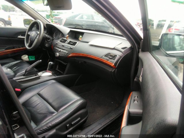 Photo 4 VIN: 1HGCP2F84CA183792 - HONDA ACCORD SDN 