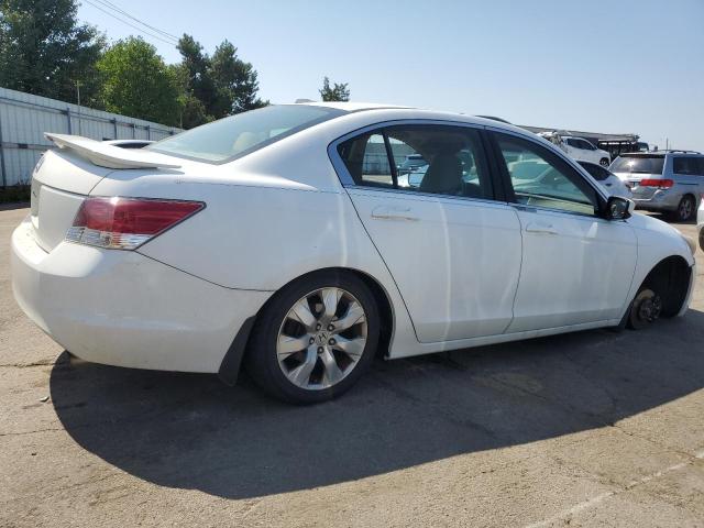 Photo 2 VIN: 1HGCP2F85AA020100 - HONDA ACCORD EXL 