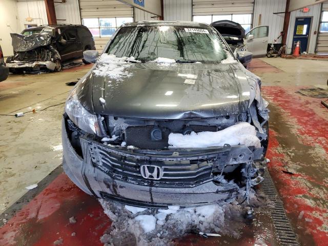 Photo 4 VIN: 1HGCP2F85AA076148 - HONDA ACCORD 