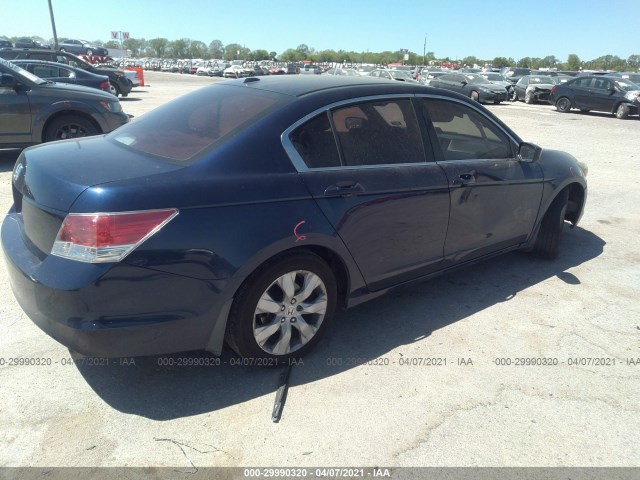 Photo 3 VIN: 1HGCP2F85AA104479 - HONDA ACCORD SDN 