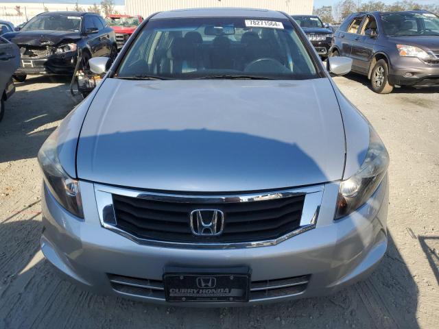 Photo 4 VIN: 1HGCP2F85AA106393 - HONDA ACCORD EXL 