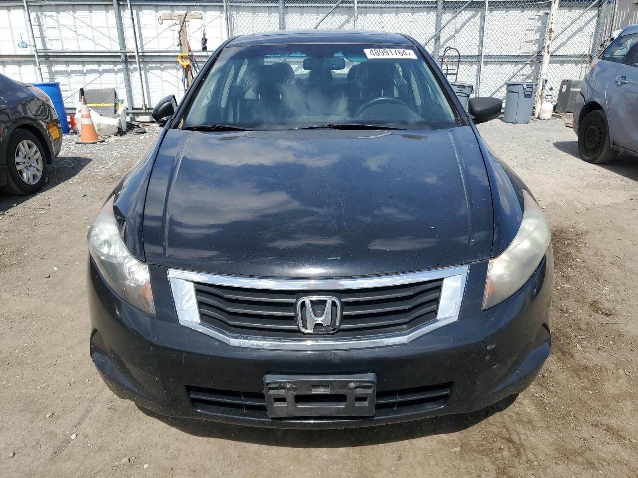 Photo 4 VIN: 1HGCP2F85AA134937 - HONDA ACCORD 