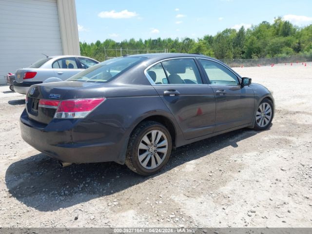 Photo 3 VIN: 1HGCP2F85BA037593 - HONDA ACCORD 