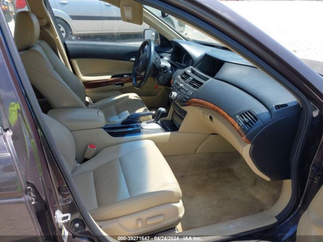 Photo 4 VIN: 1HGCP2F85BA037593 - HONDA ACCORD 