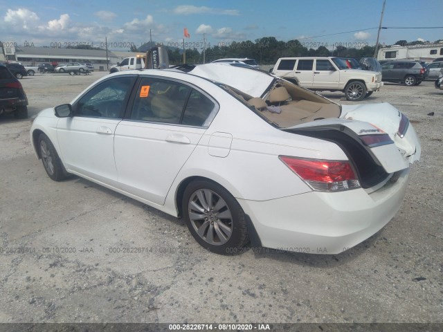 Photo 2 VIN: 1HGCP2F85BA039134 - HONDA ACCORD SDN 