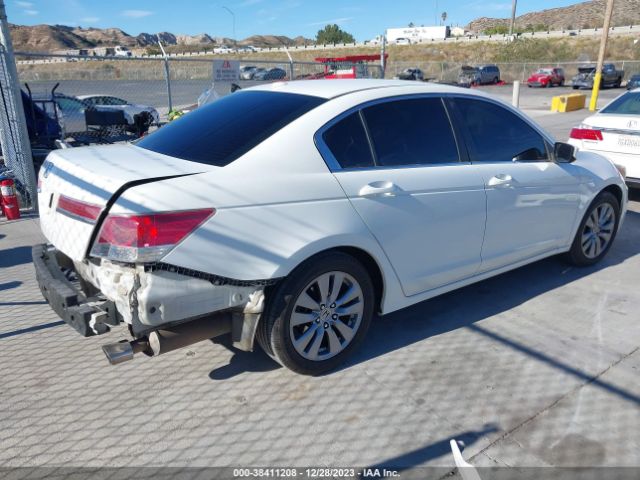 Photo 3 VIN: 1HGCP2F85BA123616 - HONDA ACCORD 