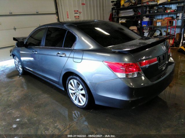 Photo 2 VIN: 1HGCP2F85CA084821 - HONDA ACCORD SDN 