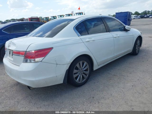 Photo 3 VIN: 1HGCP2F85CA118143 - HONDA ACCORD 