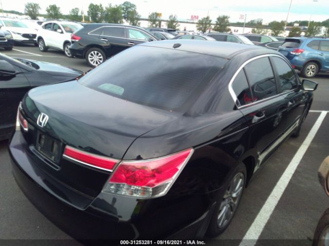 Photo 3 VIN: 1HGCP2F85CA136108 - HONDA ACCORD SDN 