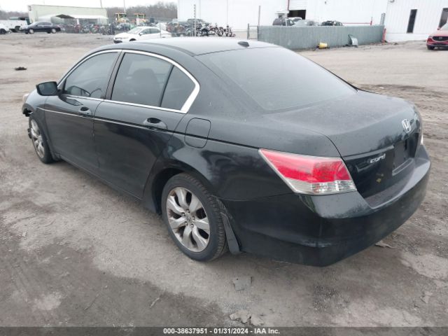 Photo 2 VIN: 1HGCP2F86AA047225 - HONDA ACCORD 