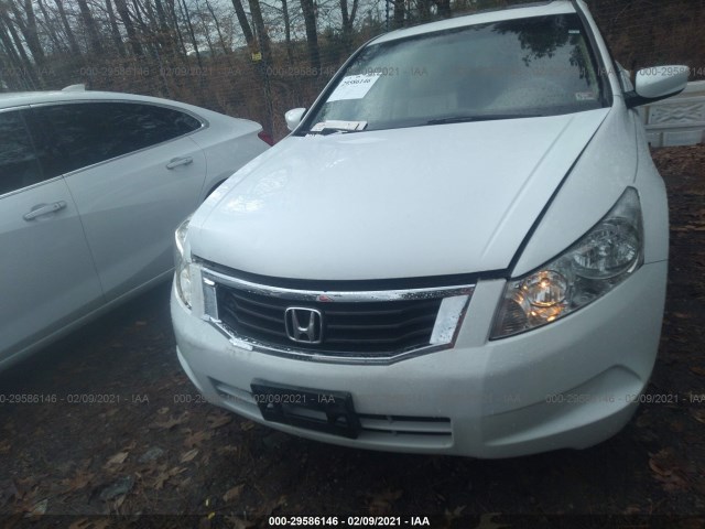 Photo 5 VIN: 1HGCP2F86AA058208 - HONDA ACCORD SDN 