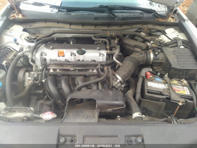 Photo 9 VIN: 1HGCP2F86AA058208 - HONDA ACCORD SDN 