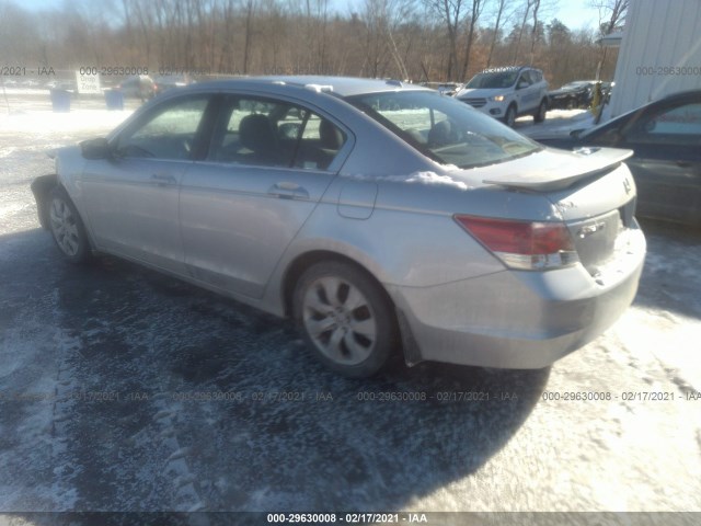 Photo 2 VIN: 1HGCP2F86AA060086 - HONDA ACCORD SDN 