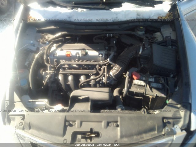 Photo 9 VIN: 1HGCP2F86AA060086 - HONDA ACCORD SDN 