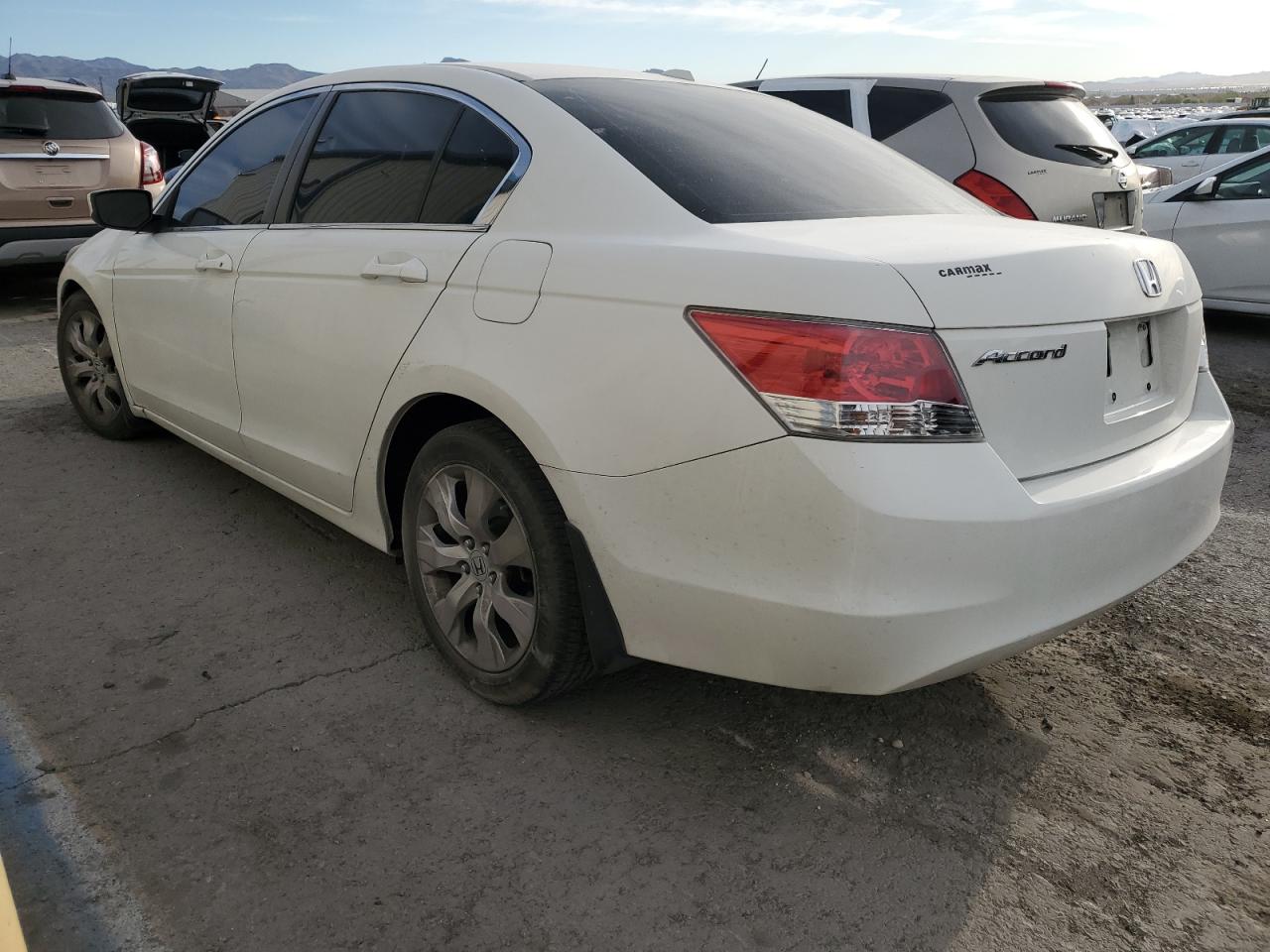 Photo 1 VIN: 1HGCP2F86AA075428 - HONDA ACCORD 