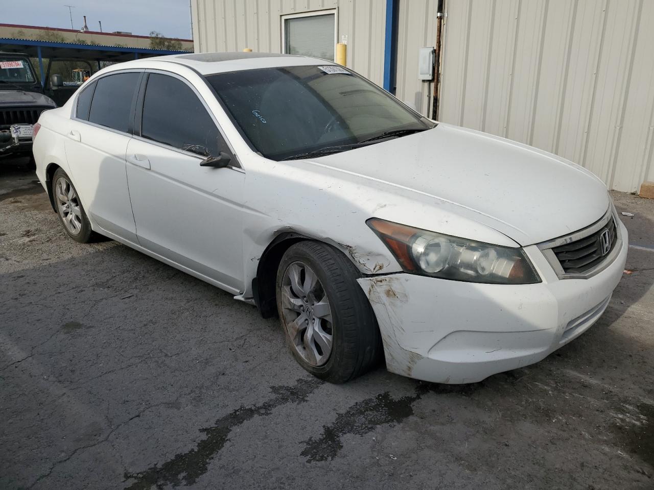 Photo 3 VIN: 1HGCP2F86AA075428 - HONDA ACCORD 