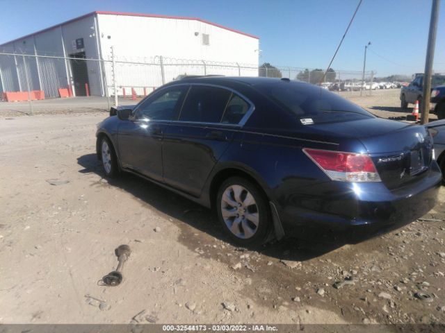 Photo 2 VIN: 1HGCP2F86AA104488 - HONDA ACCORD SDN 