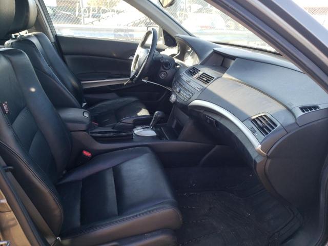 Photo 4 VIN: 1HGCP2F86AA131982 - HONDA ACCORD EXL 