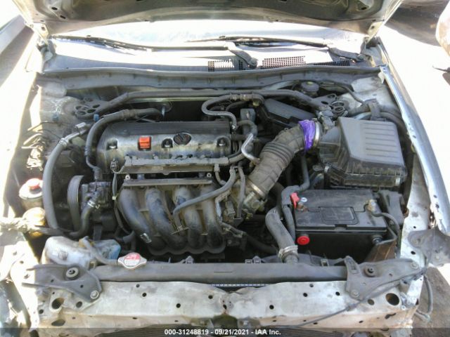 Photo 9 VIN: 1HGCP2F86BA001637 - HONDA ACCORD SDN 