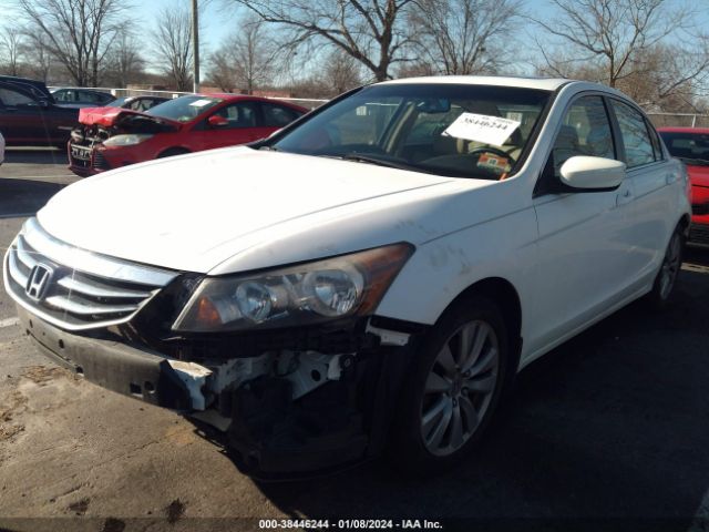 Photo 1 VIN: 1HGCP2F86BA017899 - HONDA ACCORD 