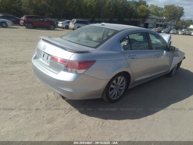 Photo 3 VIN: 1HGCP2F86BA038378 - HONDA ACCORD SDN 