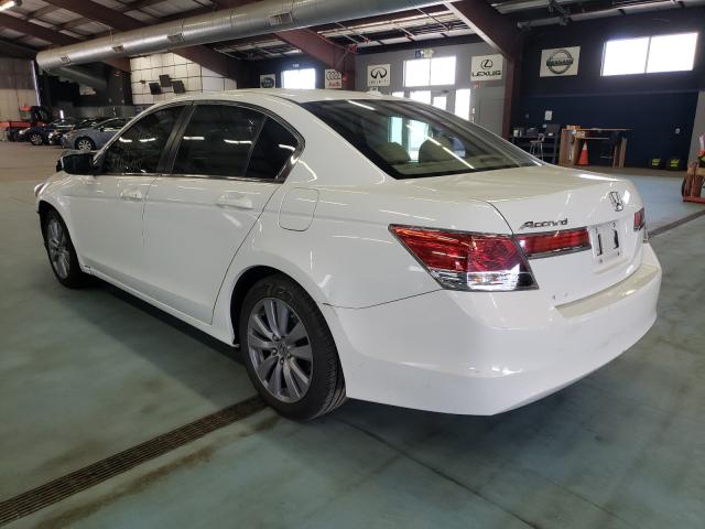 Photo 2 VIN: 1HGCP2F86BA103875 - HONDA ACCORD EXL 