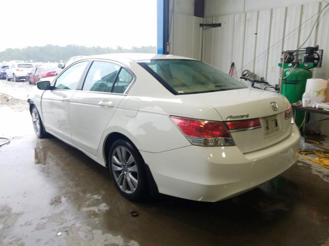 Photo 2 VIN: 1HGCP2F86CA070569 - HONDA ACCORD EXL 