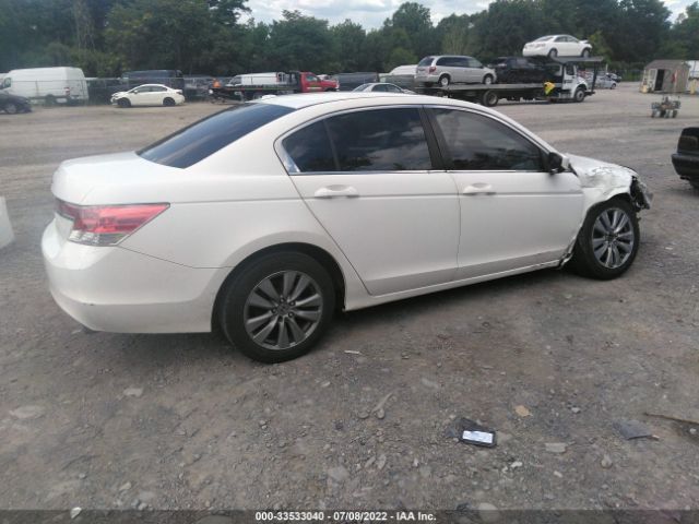 Photo 3 VIN: 1HGCP2F86CA077666 - HONDA ACCORD SDN 