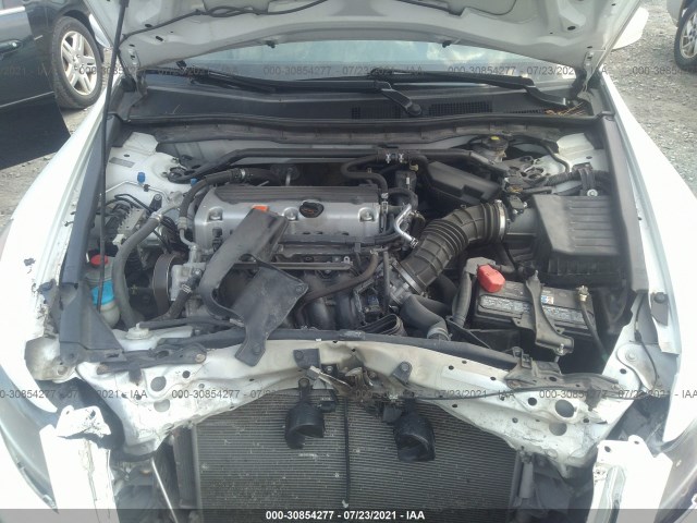 Photo 9 VIN: 1HGCP2F86CA176651 - HONDA ACCORD SDN 