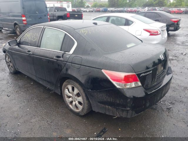 Photo 2 VIN: 1HGCP2F87AA013326 - HONDA ACCORD 