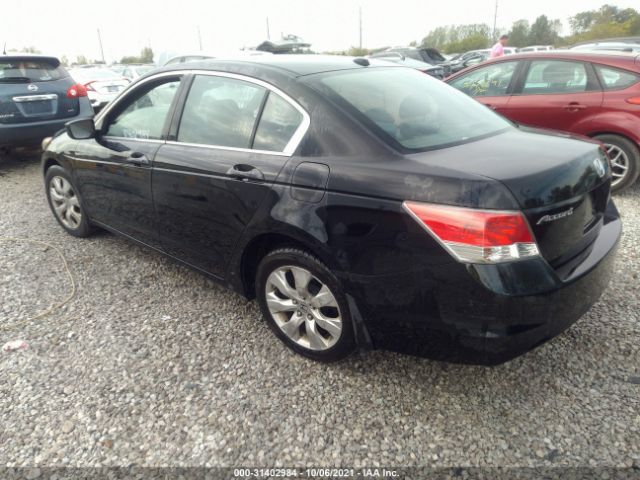 Photo 2 VIN: 1HGCP2F87AA040350 - HONDA ACCORD SDN 