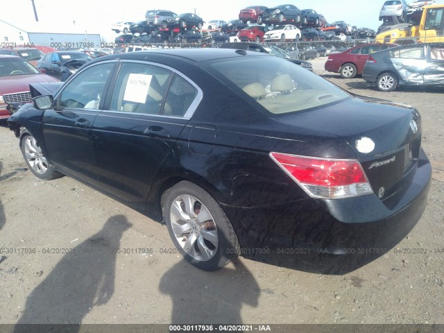 Photo 2 VIN: 1HGCP2F87AA057620 - HONDA ACCORD SDN 