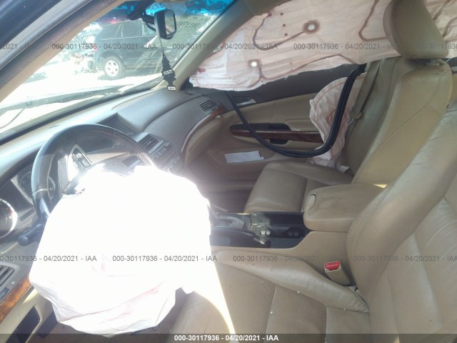 Photo 4 VIN: 1HGCP2F87AA057620 - HONDA ACCORD SDN 