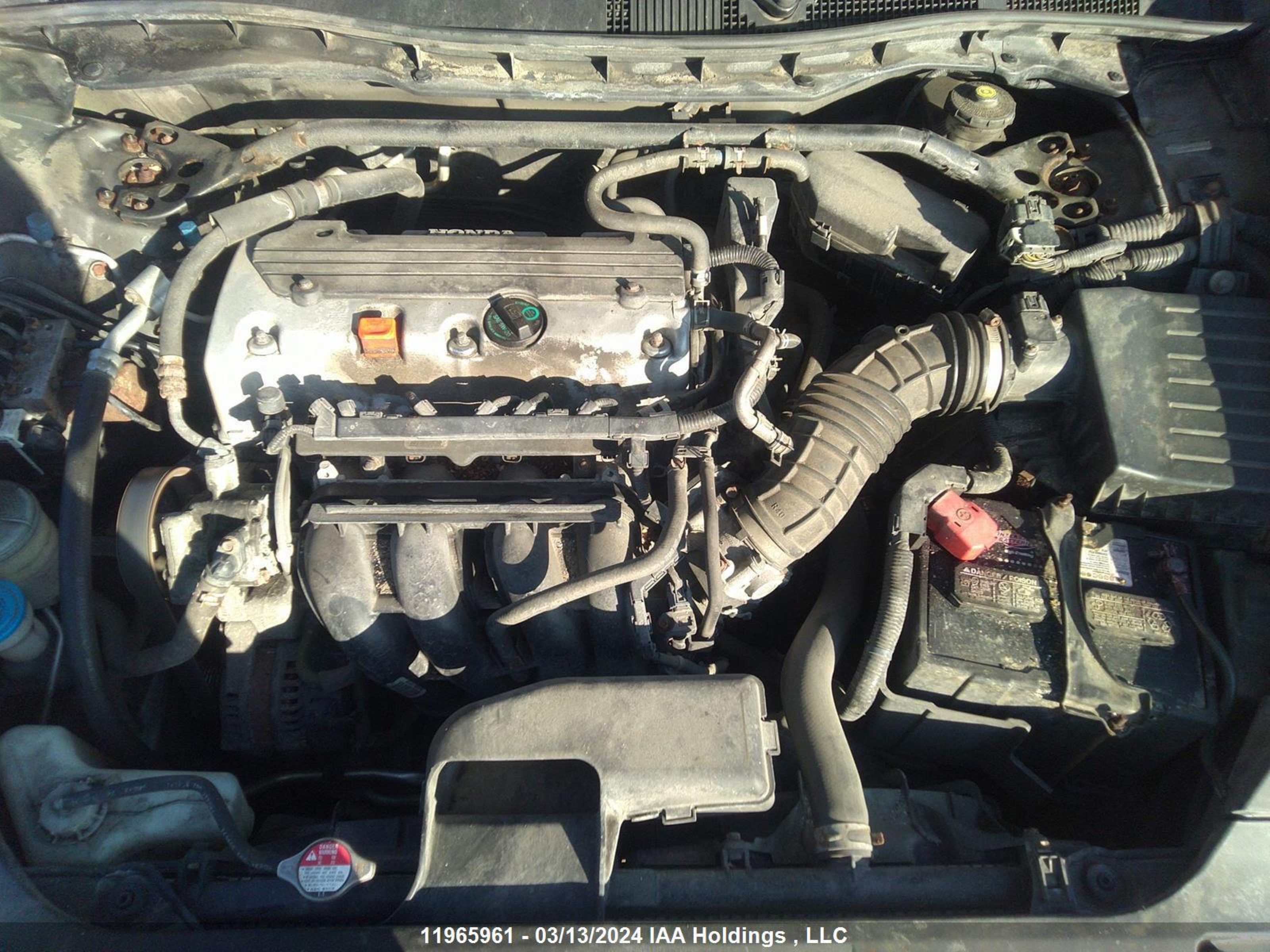 Photo 9 VIN: 1HGCP2F87AA800907 - HONDA ACCORD 