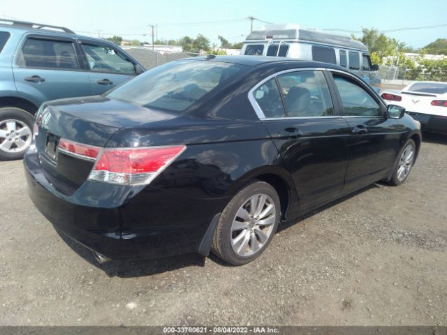 Photo 3 VIN: 1HGCP2F87BA000416 - HONDA ACCORD SDN 