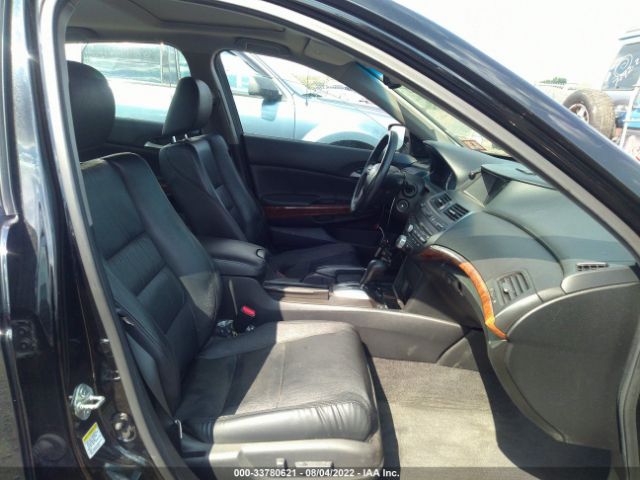 Photo 4 VIN: 1HGCP2F87BA000416 - HONDA ACCORD SDN 