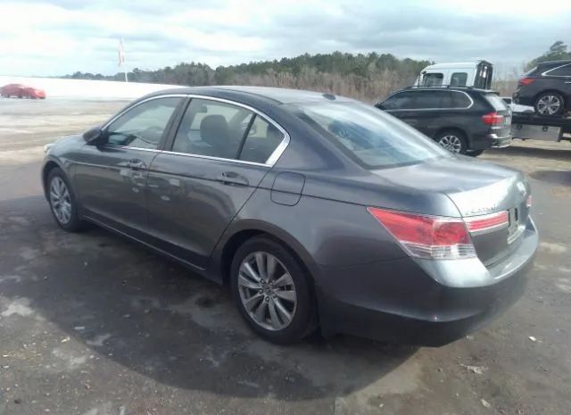 Photo 2 VIN: 1HGCP2F87BA029981 - HONDA ACCORD SDN 