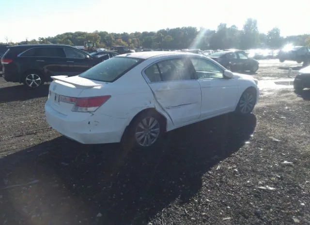 Photo 3 VIN: 1HGCP2F87BA053150 - HONDA ACCORD SDN 