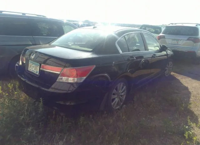 Photo 3 VIN: 1HGCP2F87BA064195 - HONDA ACCORD SDN 